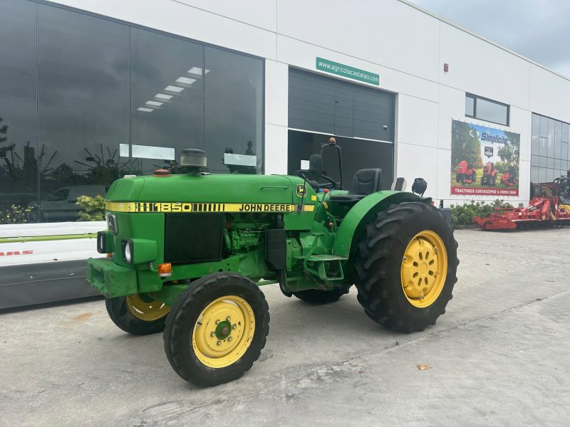 TRACTOR JOHN DEERE 1850 F