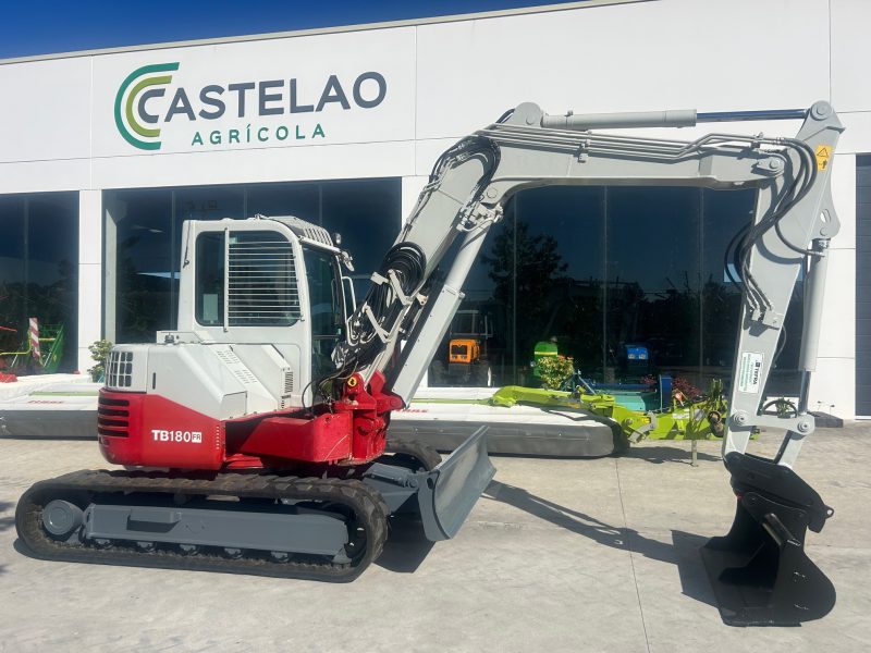 MINIEXCAVADORA TAKEUCHI TB180 FR