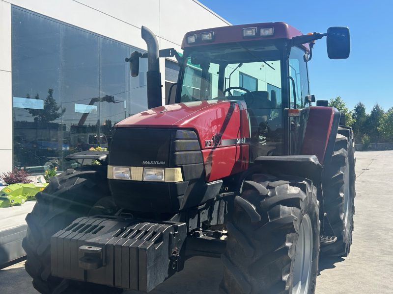 TRACTOR CASE MX120