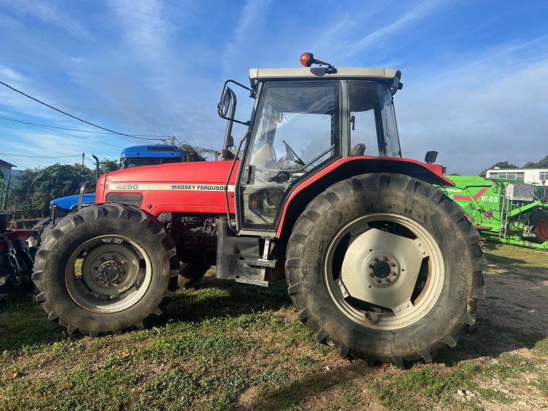 MASSEY FERGUSON 4260