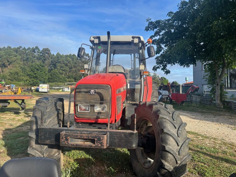 MASSEY FERGUSON 4260