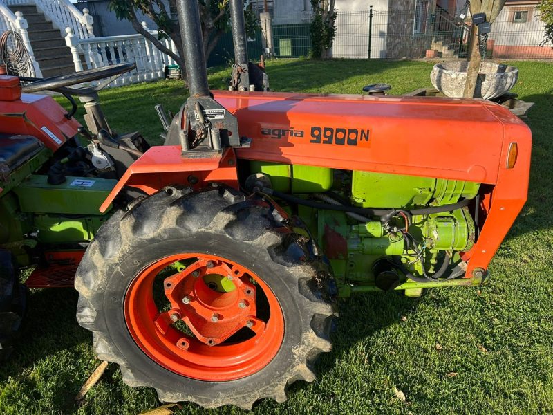 TRACTOR AGRIA 9900 N