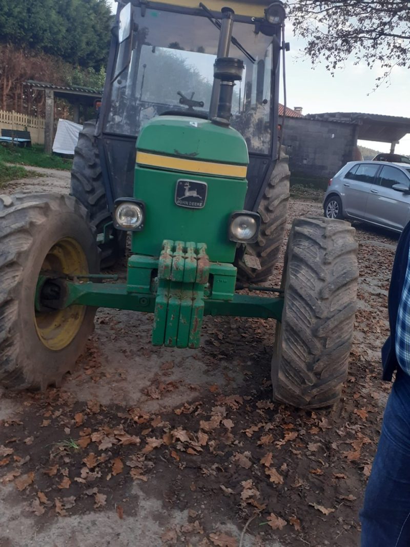 TRACTOR JOHN DEERE 2450