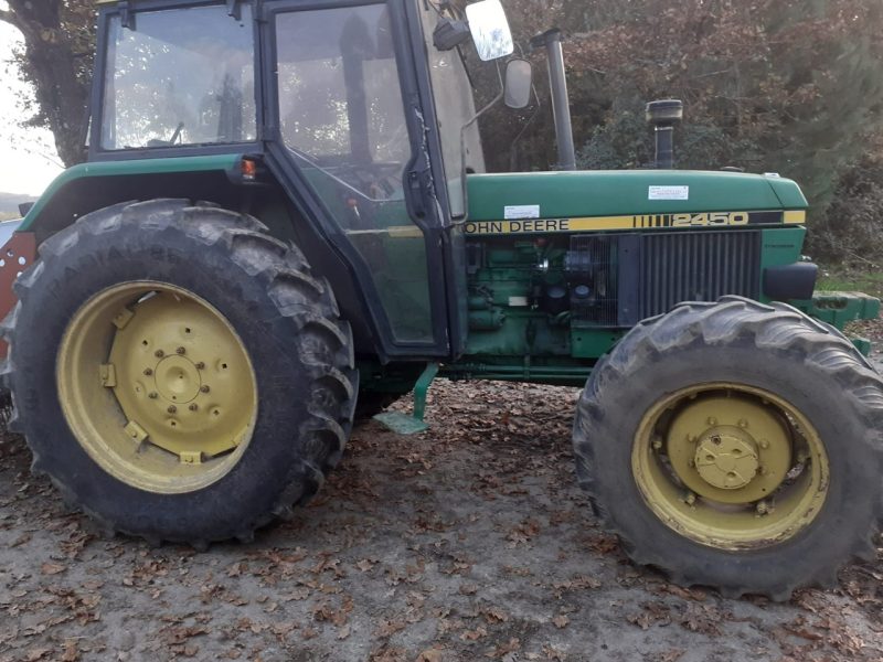 TRACTOR JOHN DEERE 2450